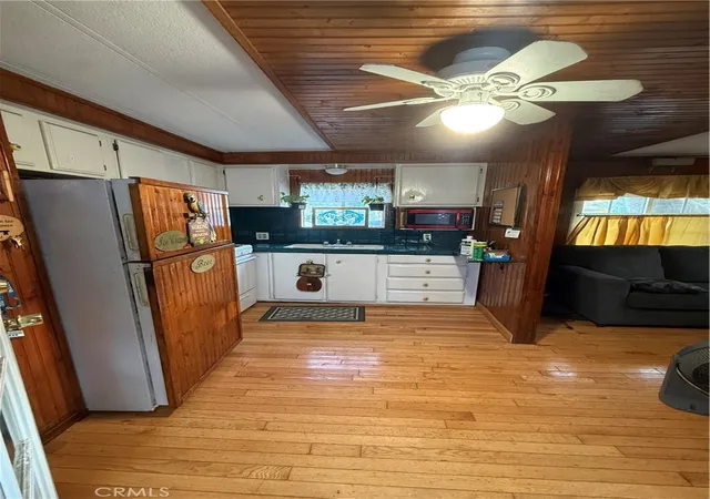 Photo 3 of Manufactured home for sale at 300 E Arbor #25, Long Beach, CA 90805 | MLS# PW26205466 | Listing updated on 2026-09-24