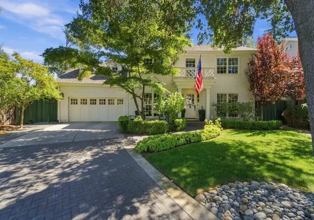 Photo 1 of Single family home for sale at 104 Bella Vista Ct, Los Gatos, CA 95032 | MLS# ML82062515 | Listing updated on 2026-10-10