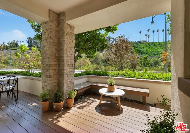 Photo 4 of Single family home for sale at 12824 S Seaglass Cir, Playa Vista, CA 90094 | MLS# 26987403 | Listing updated on 2026-09-30