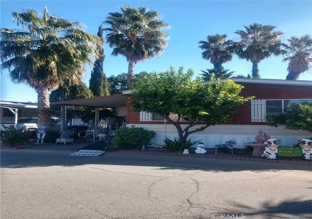 Manufactured home for sale at 3883 Buchanan #3, Riverside, CA 92503 | MLS# IG26208942