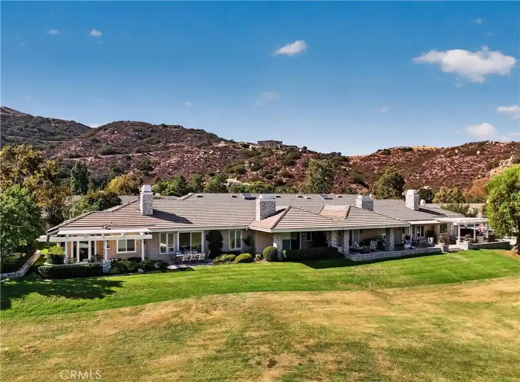 Photo 1 of Condo for sale at 38122 Stone Meadow Dr, Murrieta, CA 92562 | MLS# OC26206125 | Listing updated on 2026-10-21