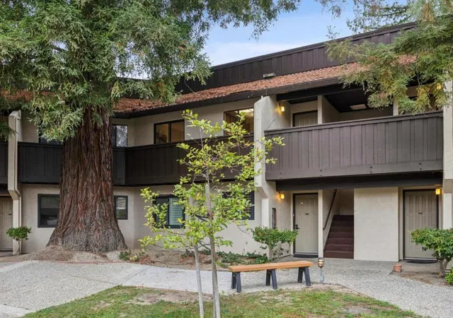 Photo 3 of Condo for sale at 1001 E Evelyn Ter #158, Sunnyvale, CA 94086 | MLS# ML82062530 | Listing updated on 2026-10-11
