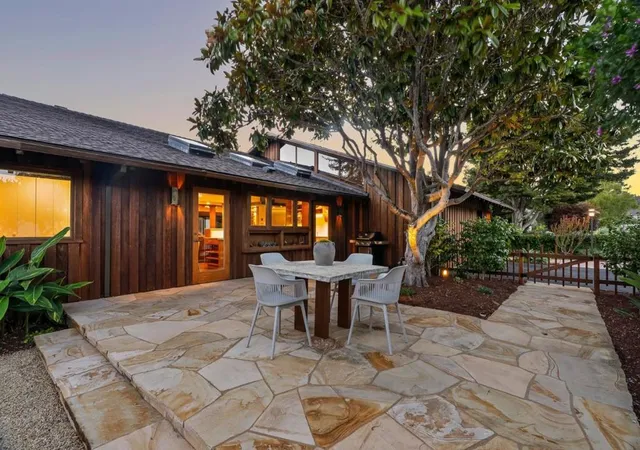 Photo 3 of Sale Pending at 39 Ortalon Ave, Santa Cruz, CA 95060 | MLS# ML82061964 | Listing updated on 2026-10-06