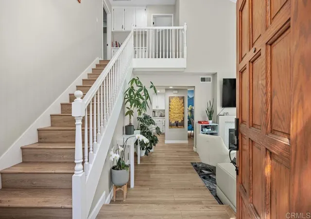 Listing Photo 5 - Condo for sale in building located at 730 Breeze Hl Rd, Vista, CA 92081 - Unit #230