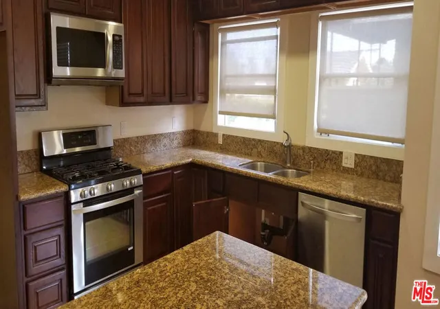 Photo 2 of Multi family home for sale at 1250 5th Avenue, Los Angeles, CA 90019 | MLS# 26991121 | Listing updated on 2026-10-02
