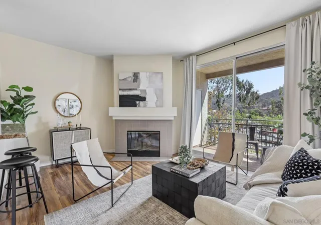 Listing Photo 1 - Condo for sale in building located at 2020 Camino De La Reina, San Diego, CA 92108 - Unit #2302