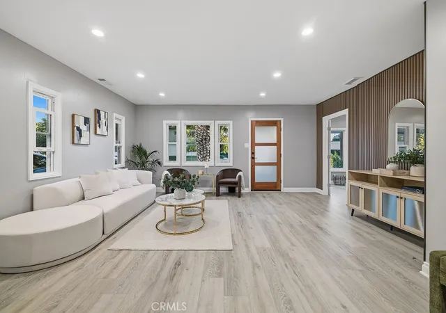 Photo 3 of Multi family home for sale at 767 Fairmont Ave, Glendale, CA 91203 | MLS# GD26209138 | Listing updated on 2026-09-25
