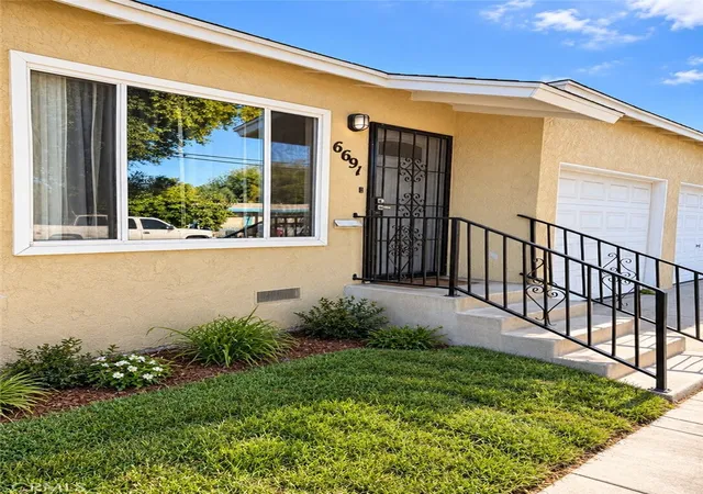 Photo 1 of Sale Pending at 190 E 67th Street, Long Beach, CA 90805 | MLS# SB26209149 | Listing updated on 2026-10-28