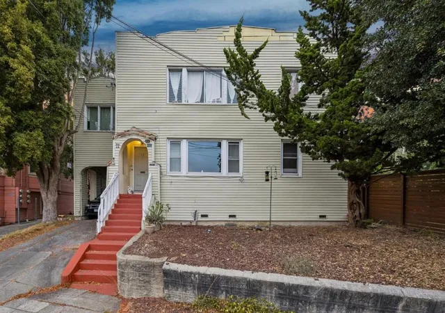 Photo 2 of Multi family home for sale at 208 Ridgeway Ave, Oakland, CA 94611 | MLS# ML82062556 | Listing updated on 2026-10-12