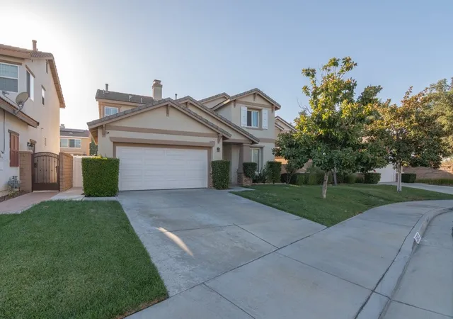 Photo 2 of Single family home for sale at 36935 Cordella Ln, Murrieta, CA 92563 | MLS# SW26208748 | Listing updated on 2026-09-30