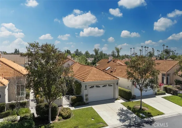 Photo 1 of Single family home for sale at 40208 Corte Peralta, Murrieta, CA 92562 | MLS# OC26208674 | Listing updated on 2026-09-30