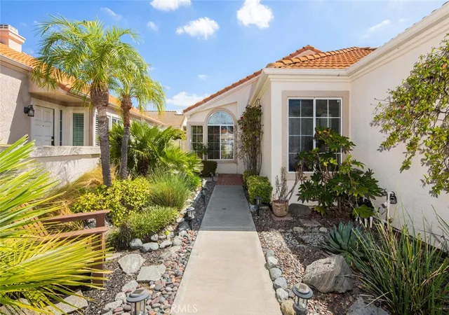 Photo 3 of Single family home for sale at 40208 Corte Peralta, Murrieta, CA 92562 | MLS# OC26208674 | Listing updated on 2026-09-30