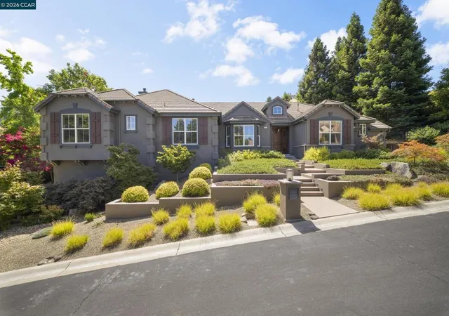 Photo 2 of Single family home for sale at 115 Byerley Ct, Alamo, CA 94507 | MLS# 41149346 | Listing updated on 2026-10-01