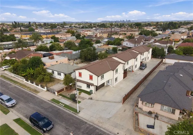 Photo 2 of Single family home for sale at 3405 Elizabeth, Lynwood, CA 90262 | MLS# IG26209228 | Listing updated on 2026-09-25