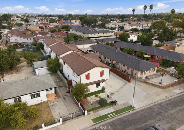 Photo 3 of Single family home for sale at 3405 Elizabeth, Lynwood, CA 90262 | MLS# IG26209228 | Listing updated on 2026-09-25
