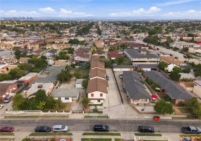 Photo 3 of Single family home for sale at 3405 Elizabeth, Lynwood, CA 90262 | MLS# IG26209228 | Listing updated on 2026-09-25