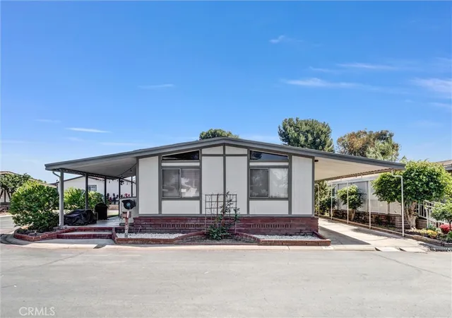 Photo 2 of Manufactured home for sale at 1919 W Coronet Ave #212, Anaheim, CA 92801 | MLS# PW26209006 | Listing updated on 2026-10-01