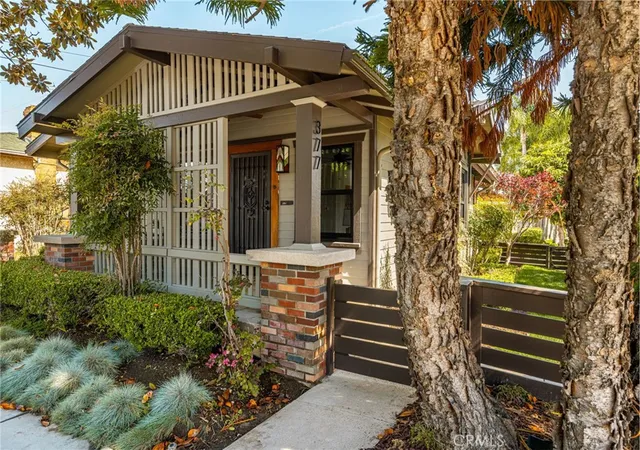 Photo 3 of Sale Pending at 377 Ximeno Ave, Long Beach, CA 90814 | MLS# OC26202133 | Listing updated on 2026-10-09