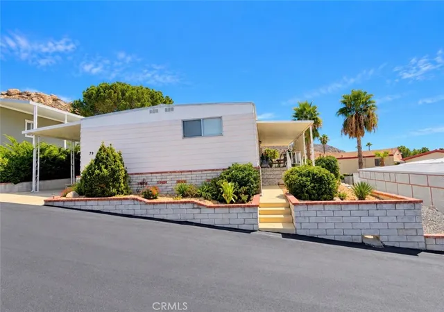 Photo 3 of Sale Pending at 1536 S State St #79, Hemet, CA 92543 | MLS# SW26209218 | Listing updated on 2026-10-11