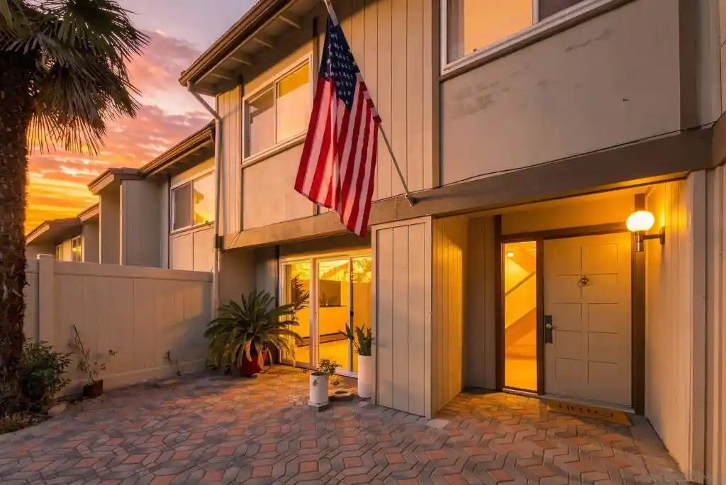 Photo 1 of Townhouse for sale at 11452 Matinal Cir, San Diego, CA 92127 | MLS# 260023397SD | Listing updated on 2026-10-14