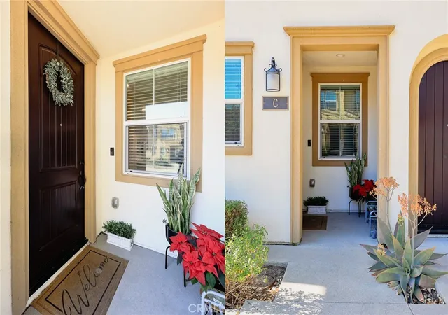 Listing Photo 3 - Condo for sale in building located at 2160 Citrus Pl, Hacienda Heights, CA 91745 - Unit #C