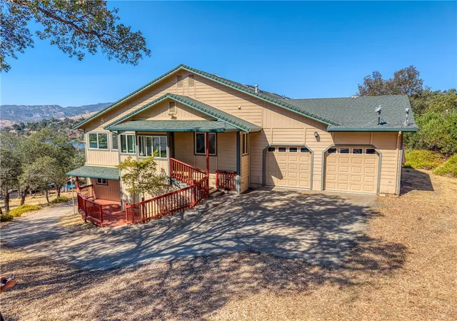 Photo 1 of Single family home for sale at 18798 Oak Grv Rd, Hidden Valley Lake, CA 95467 | MLS# LC26207988 | Listing updated on 2026-09-25