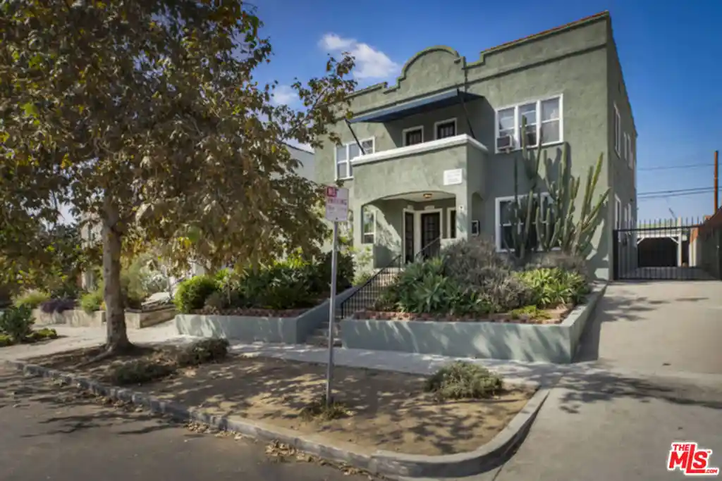 Listing Photo 1 - Condo for sale in 1143 N Commonwealth Ave located at 1143 N Commonwealth Ave, Los Angeles, CA 90029 - Unit 1143 N Commonwealth Ave