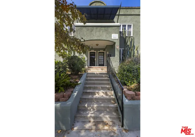 Photo 3 of Multi family home for sale at 1143 N Commonwealth Ave, Los Angeles, CA 90029 | MLS# 26985237 | Listing updated on 2026-10-07