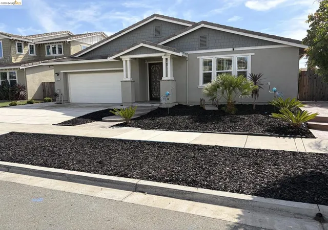 Photo 2 of Single family home for sale at 809 Ibis Rd, Oakley, CA 94561 | MLS# 41149381 | Listing updated on 2026-10-01