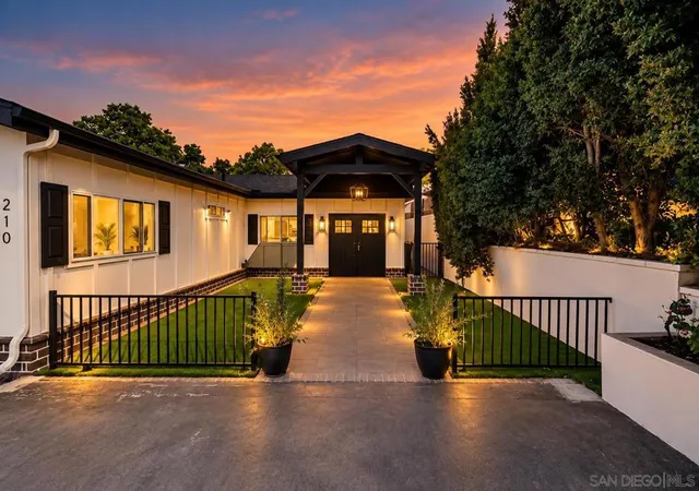 Photo 3 of Single family home for sale at 210 S Orange Ave, Fallbrook, CA 92028 | MLS# 260023420SD | Listing updated on 2026-10-02