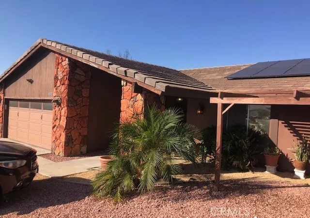 Photo 2 of Single family home for sale at 41802 Laurie Ln, Hemet, CA 92544 | MLS# SW26209433 | Listing updated on 2026-10-02