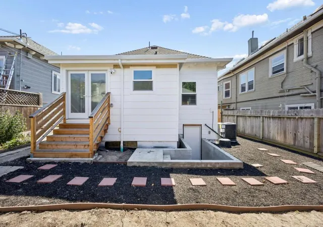 Photo 3 of Single family home for sale at 812 54th Street, Oakland, CA 94608 | MLS# ML82062595 | Listing updated on 2026-10-11
