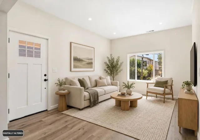 Photo 4 of Single family home for sale at 812 54th Street, Oakland, CA 94608 | MLS# ML82062595 | Listing updated on 2026-10-11