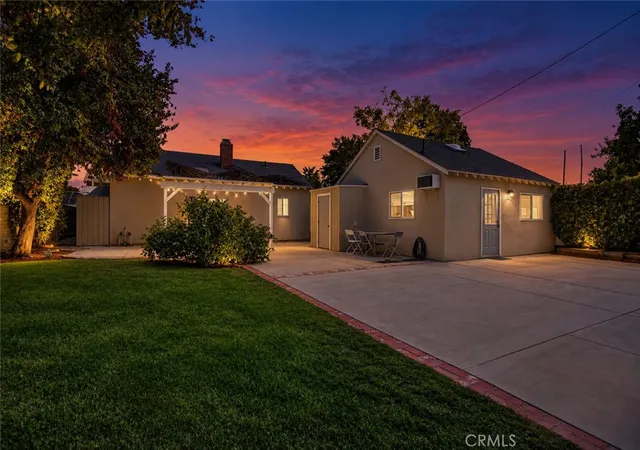 Photo 3 of Single family home for sale at 7507 Gaviota Ave, Van Nuys, CA 91406 | MLS# SR26209178 | Listing updated on 2026-10-07