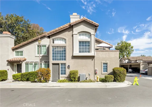 Photo 1 of Single family home for sale at 10 Tamarac, Aliso Viejo, CA 92656 | MLS# PW26203878 | Listing updated on 2026-10-03