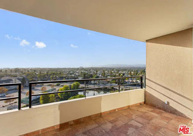 Photo 3 of Condo for sale at 4265 Marina City Dr #701, Marina Del Rey, CA 90292 | MLS# 26992865 | Listing updated on 2026-09-30