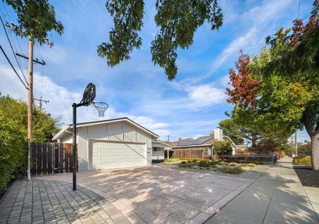 Photo 2 of Sale Pending at 3949 W Rincon Ave, Campbell, CA 95008 | MLS# ML82062611 | Listing updated on 2026-10-01