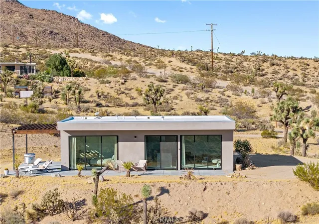 Photo 2 of Single family home for sale at 6250 Avalon, Yucca Valley, CA 92284 | MLS# JT26208886 | Listing updated on 2026-10-07