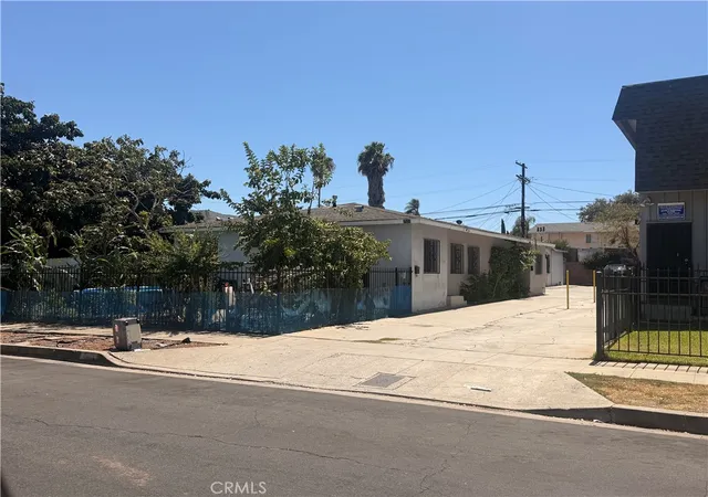 Multi family home for sale at 1510 West 84th, Los Angeles, CA 90047 | MLS# PW26209464