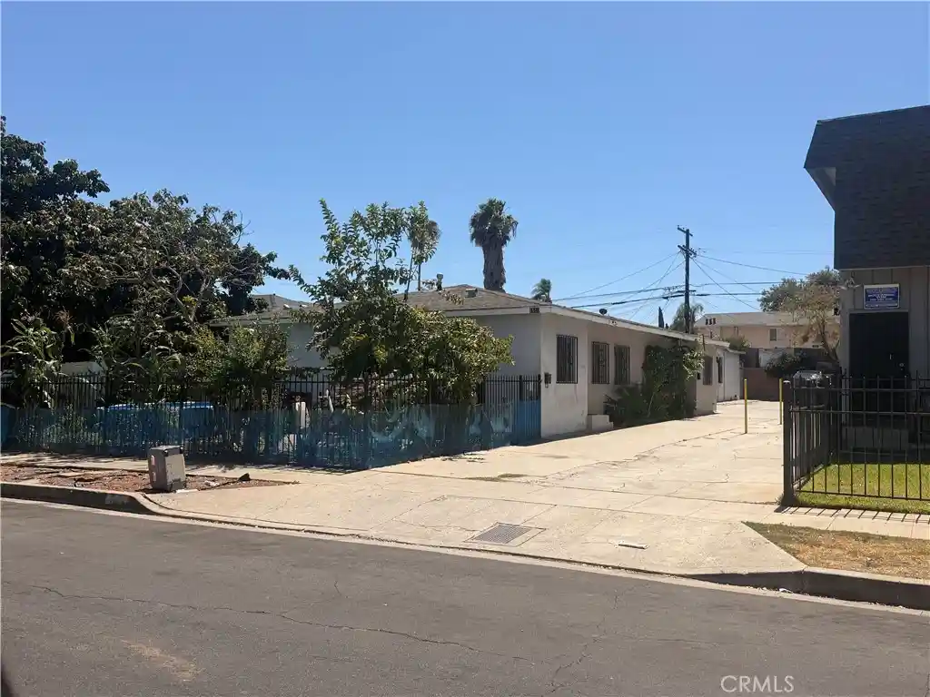 Multi family home for sale at 1510 West 84th, Los Angeles, CA 90047 | MLS# PW26209464