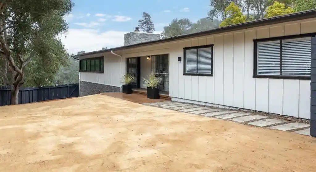 Photo 1 of Single family home for sale at 25165 Stewart Pl, Carmel, CA 93923 | MLS# ML82061973 | Listing updated on 2026-10-30