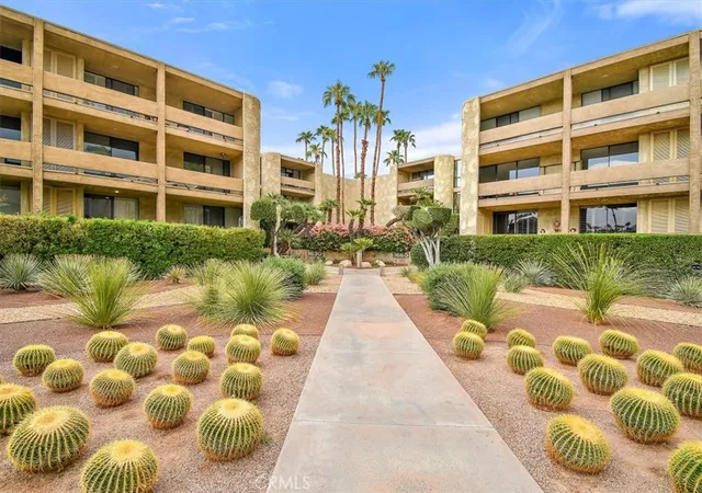 Photo 1 of Condo for sale at 1660 S La Reina Way #2D, Palm Springs, CA 92264 | MLS# EV21189929 | Listing updated on 2026-09-28