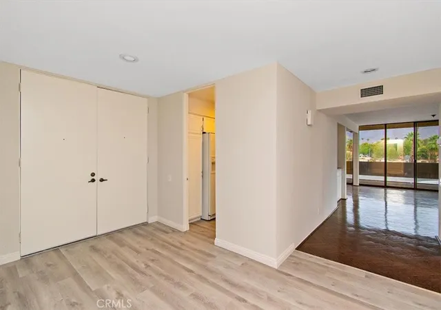 Photo 3 of Condo for sale at 1660 S La Reina Way #2D, Palm Springs, CA 92264 | MLS# EV21189929 | Listing updated on 2026-09-28