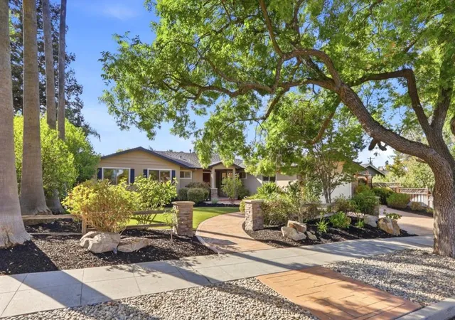 Photo 3 of Sale Pending at 227 Belgatos Rd, Los Gatos, CA 95032 | MLS# ML82062621 | Listing updated on 2026-10-02