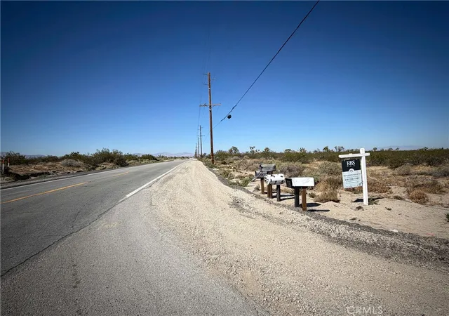 Photo 1 of Land for sale at 140 Th 140th St, Sun Village, CA 93543 | MLS# OC26209530 | Listing updated on 2026-09-25