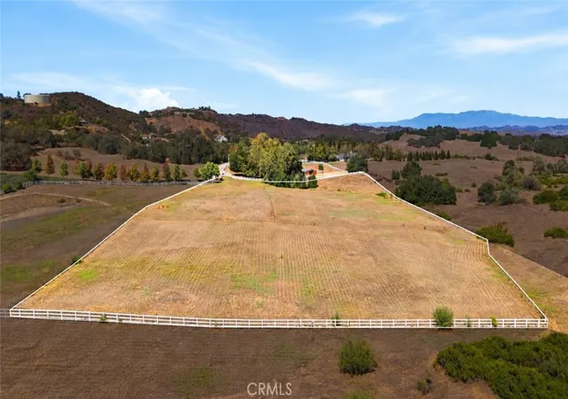 Photo 1 of Land for sale at 8 Oak Trl Ct, Murrieta, CA 92562 | MLS# SW26206039 | Listing updated on 2026-09-25