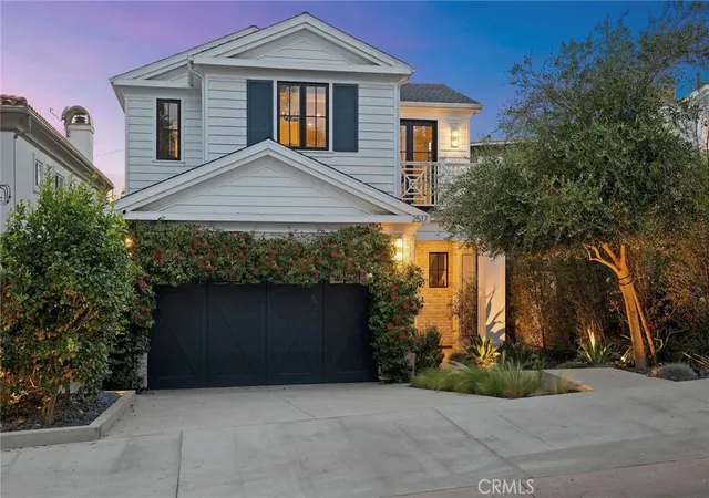 Single family home for sale at 2517 Elm Ave, Manhattan Beach, CA 90266 | MLS# SB26209040 | Listing updated on 2026-10-09