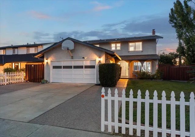 Single family home for sale at 1001 Phelps Ave, San Jose, CA 95117 | MLS# ML82062627