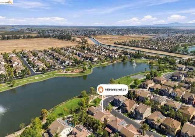 Photo 3 of Single family home for sale at 5371 Gold Crk Cir, Discovery Bay, CA 94505 | MLS# 41149393 | Listing updated on 2026-10-01