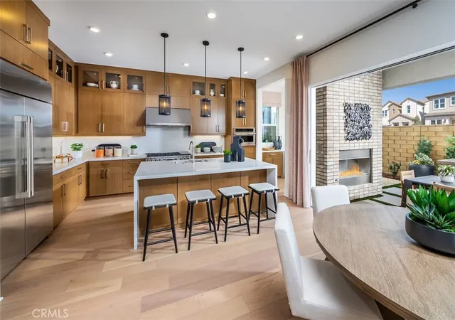 Listing Photo 3 - Condo for sale in building located at 212 Briar Moon, Irvine, CA 92618